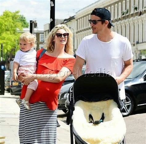 josh hartnett tamsin egerton children